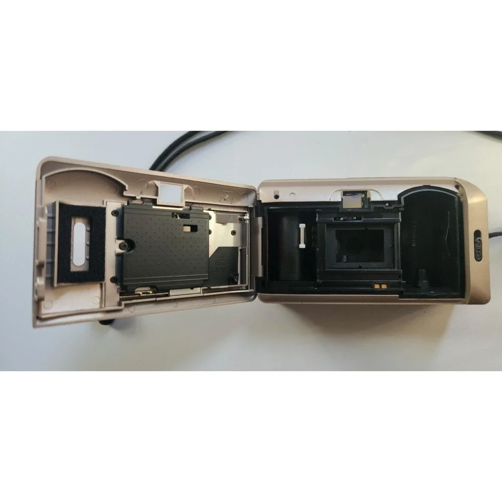 Rare Hyundai Mini Max-G Film 35mm Camera 34mm Lens - Powers On‎ Untested Further